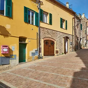 Acasadigiuly Ferienhaus Ceriale